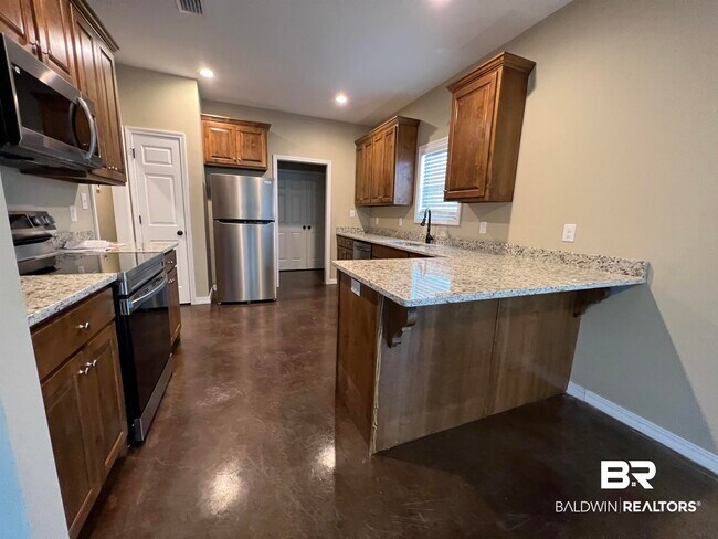 Building Photo - 12862 Churchill Dr