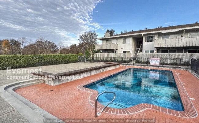 Building Photo - 255 S Rengstorff Ave