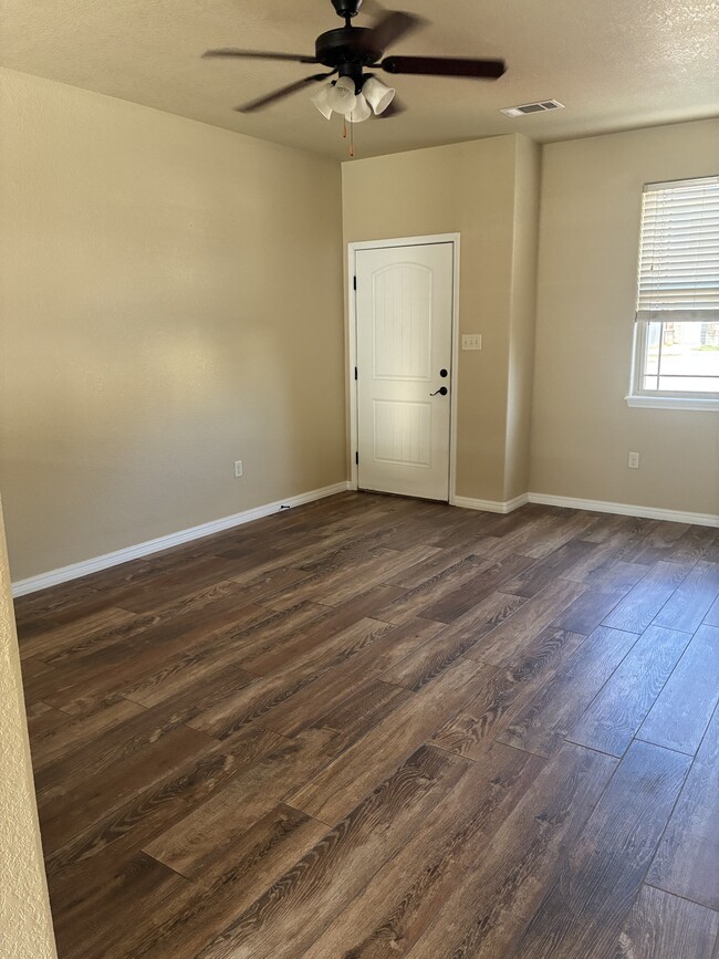 Building Photo - 3511 S 66th St