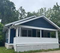 Building Photo - 107 E Grimes Ln