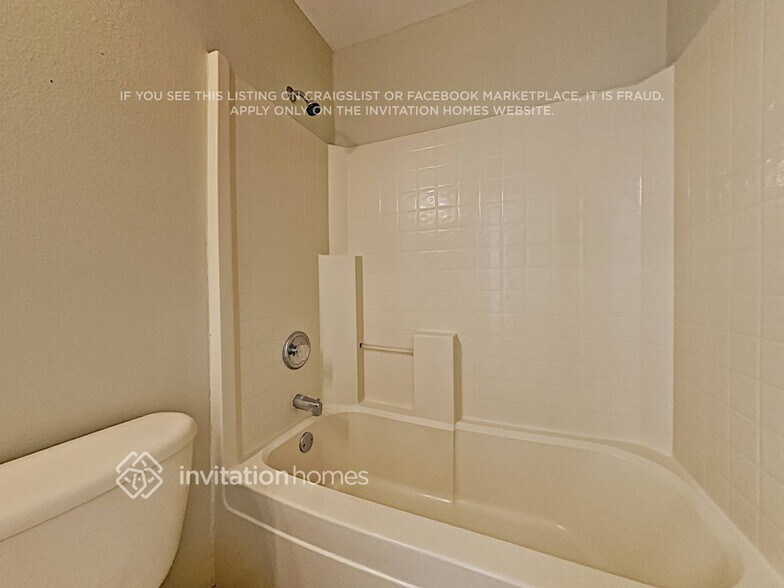 Building Photo - 7716 Pine Fork Dr