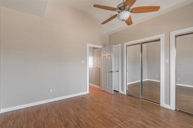 Building Photo - 1616 Avenue N