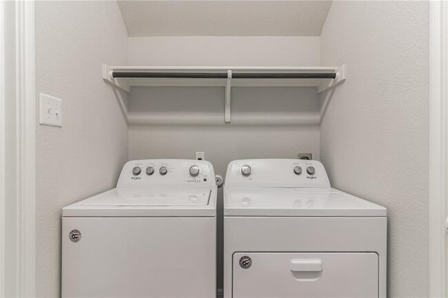 Building Photo - 129 Wild Wind Trail