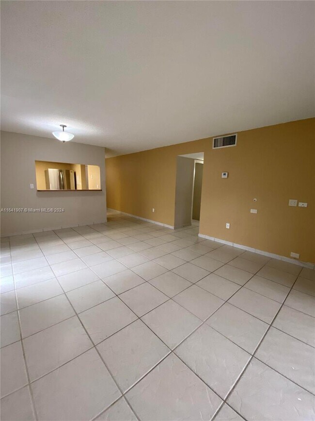 Building Photo - 11207 SW 88th St
