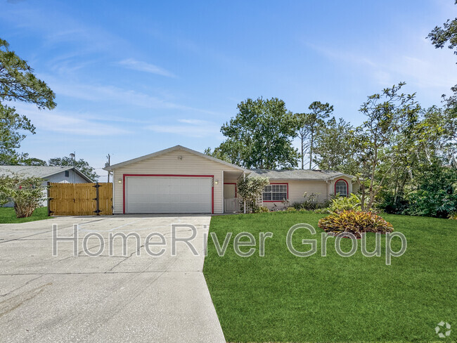 Building Photo - 2421 Silver Palm Dr