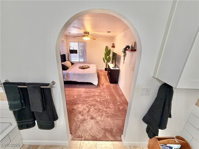 Building Photo - 2200 S Fort Apache Rd