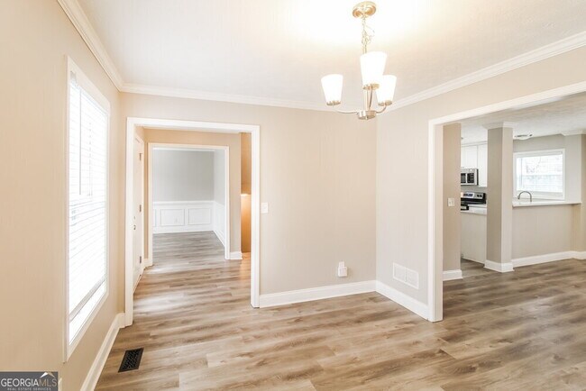 Building Photo - 110 Rosewood Cir