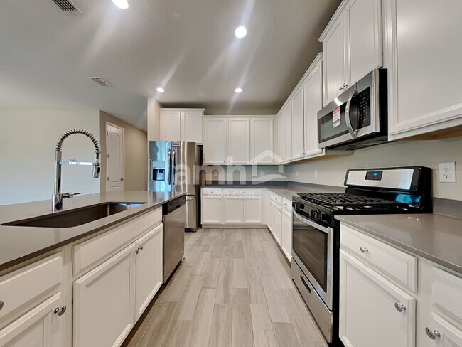 Building Photo - 87 Cobalt Ln