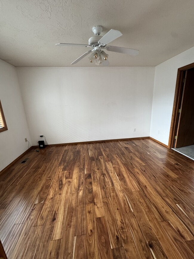 Building Photo - 426 W Arizona Ln