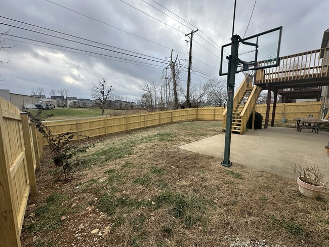 Building Photo - 2424 Calendula Rd