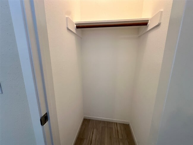 Building Photo - 18074 Glenledi Dr