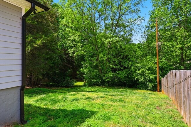 Building Photo - 546 Baltimore Dr