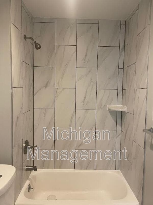 Building Photo - 3738 Edgar Ave