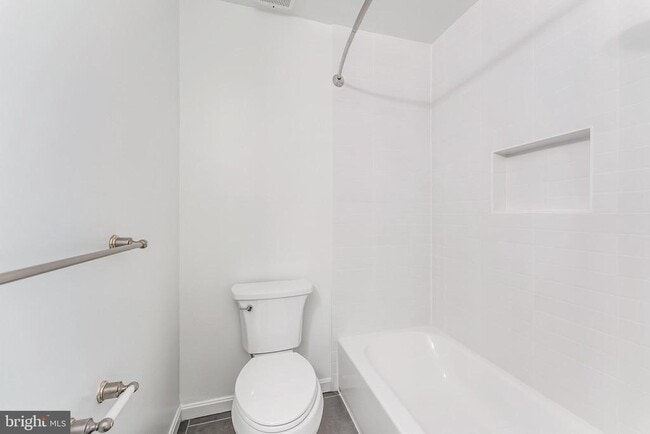 Building Photo - 2331 Harleyford Ct