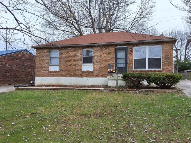 Primary Photo - Cozy Home inside Elizabethtown City Limits