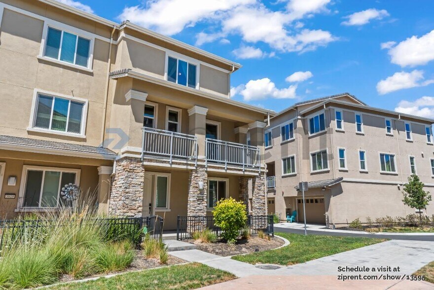 Building Photo - 5823 Brandon Ct