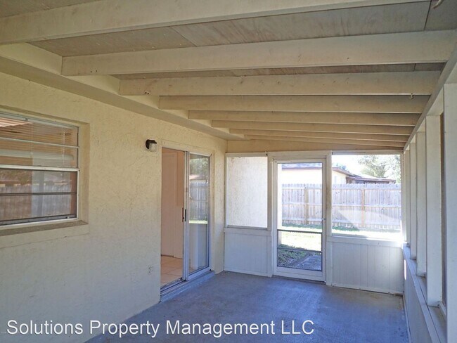 Building Photo - 3 br, 2 bath House - 3728 S SHERWOOD CIR