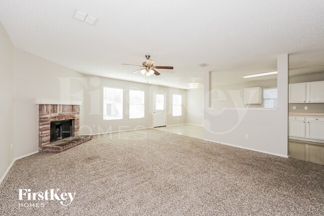 Building Photo - 1273 Longleaf Dr