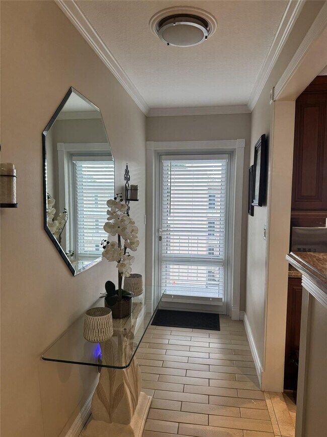 Building Photo - 1461 S Ocean Blvd