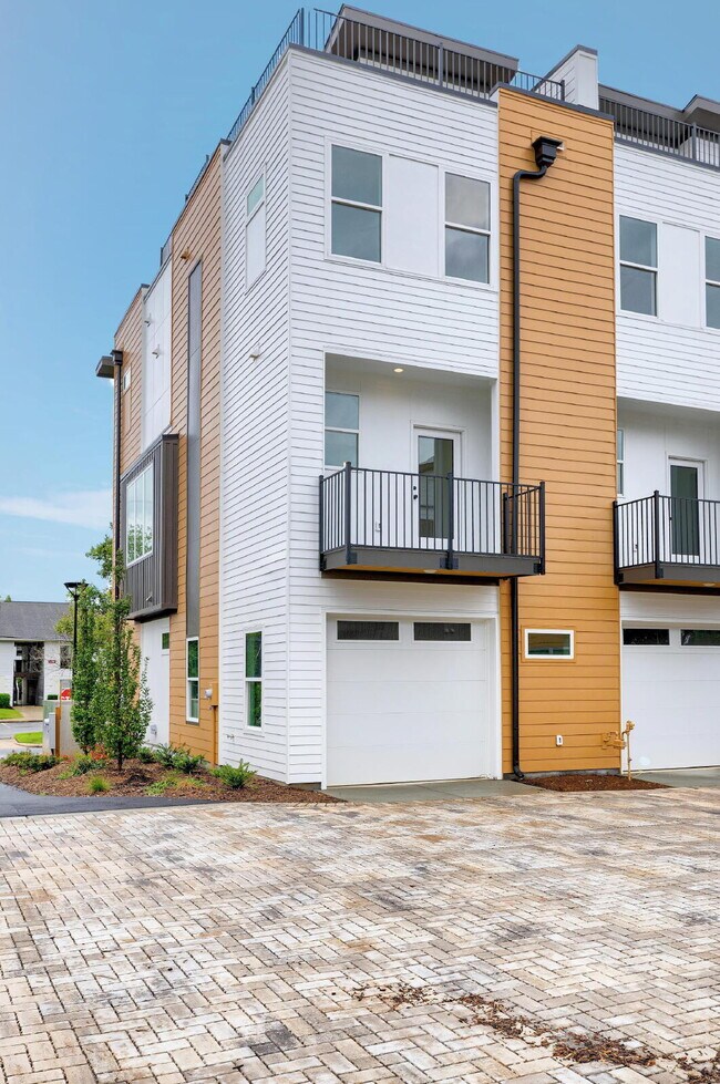 Building Photo - 1317 Garner Rd