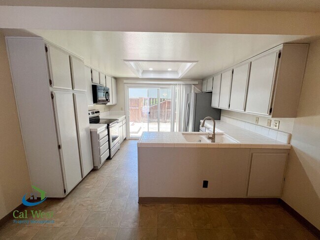 Building Photo - $4,495.00 Almaden 3BD/2.5BA Townhome in the Copperwood Community
