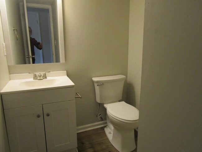 Building Photo - 1968 Gion St