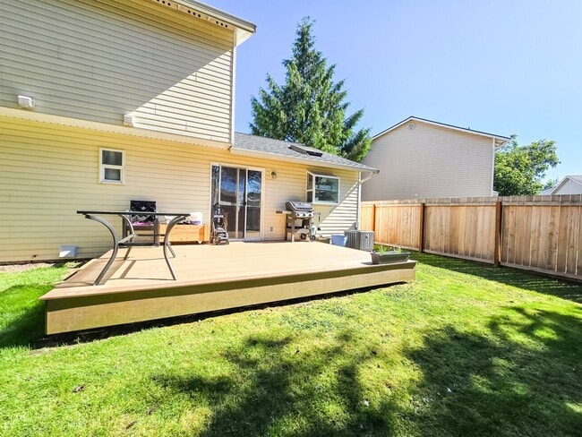 Building Photo - 4BD/2.5BA Monroe Home