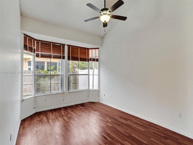 Building Photo - 3745 Piccadilly St