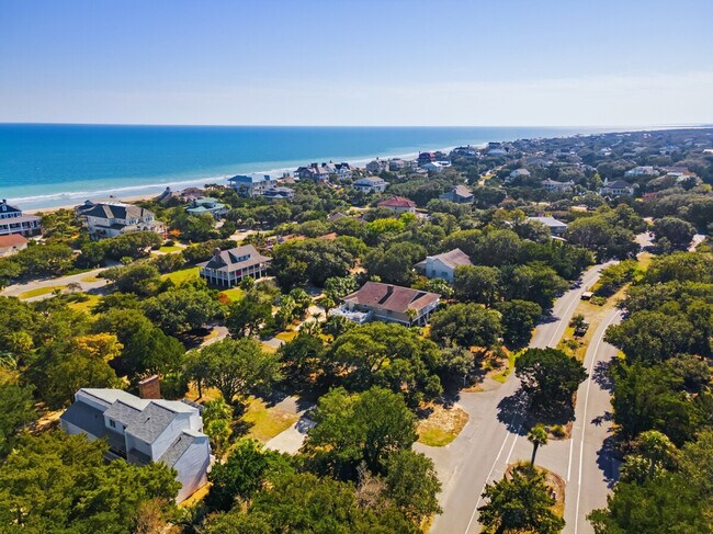 Building Photo - 162 Pioneer Loop