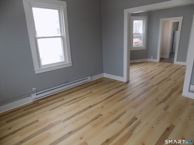 Building Photo - 182 West St