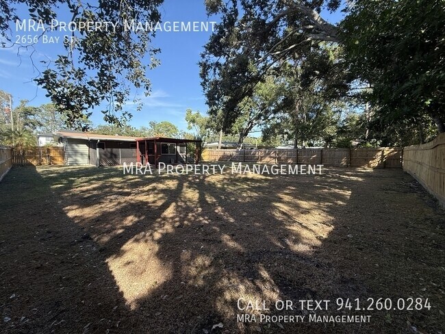 Building Photo - 2656 Bay St