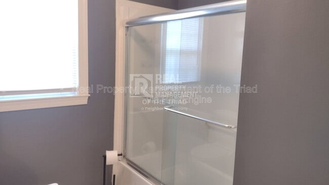 Building Photo - 4545 Jessup Grove Rd