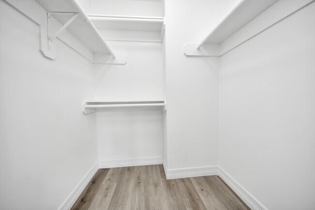 Building Photo - 16203 Broken Timber Cir