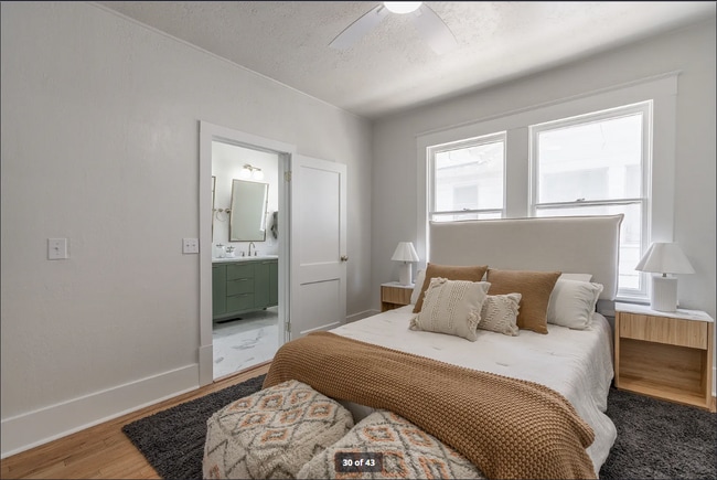 Building Photo - 4 Bed 3 Bath Home in Uptown OKC