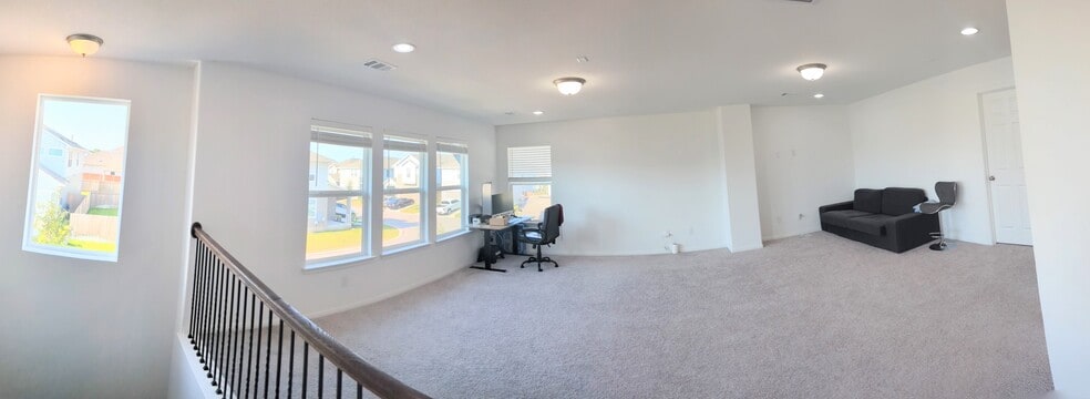 Building Photo - 12815 Gilliland Ln