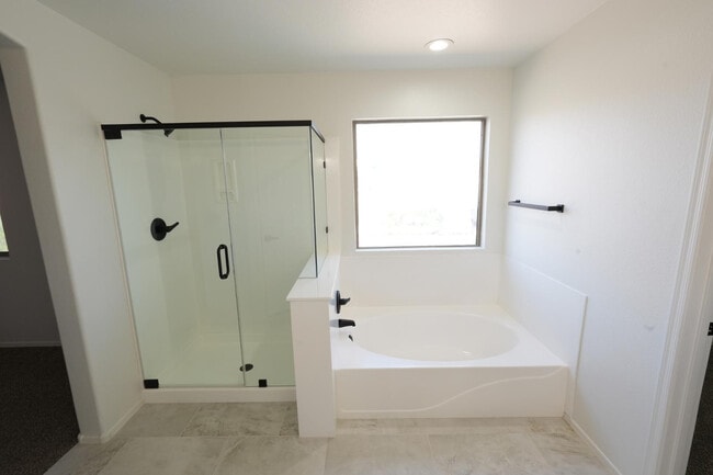 Building Photo - 16182 N 157th Dr