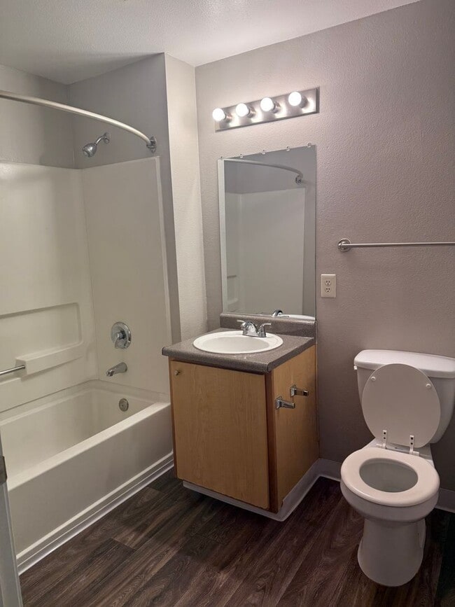 Building Photo - A New Wave of Living Here At Powell Court Apartments!