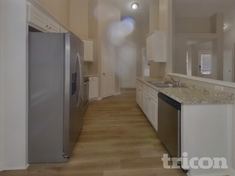 Building Photo - 20 Harvey Wood Dr