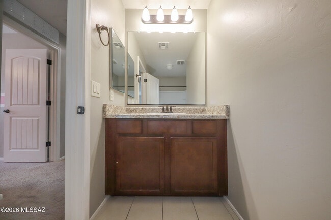 Building Photo - 8754 N Mugho Pine Trail