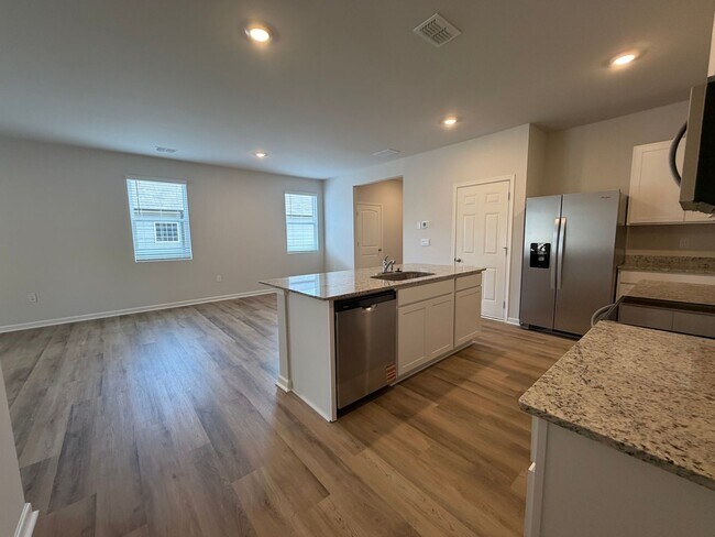 Building Photo - Brand New 5/3 House in Armuchee- $2,195