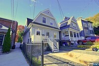 Building Photo - 34 Hilliard Ave