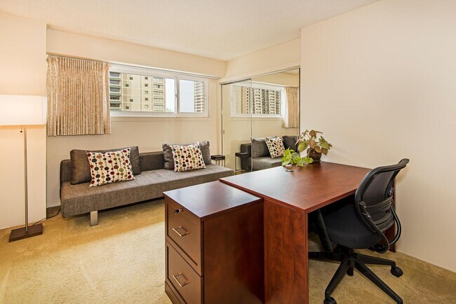 Building Photo - Breathtaking  2-Bedroom/1.5-Bath - $3650.00