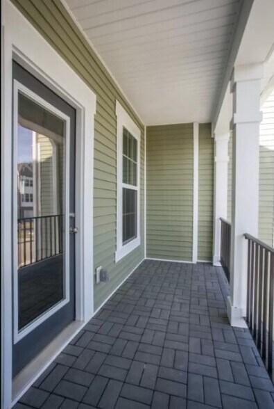 Front Porch - 6205 W STONEPATH GARDEN DR