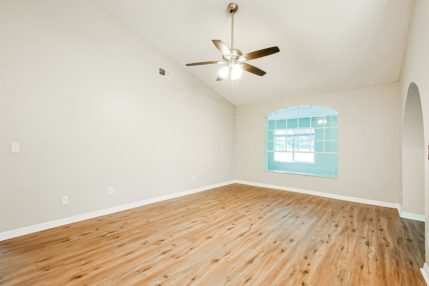Building Photo - 2156 Pimlico St