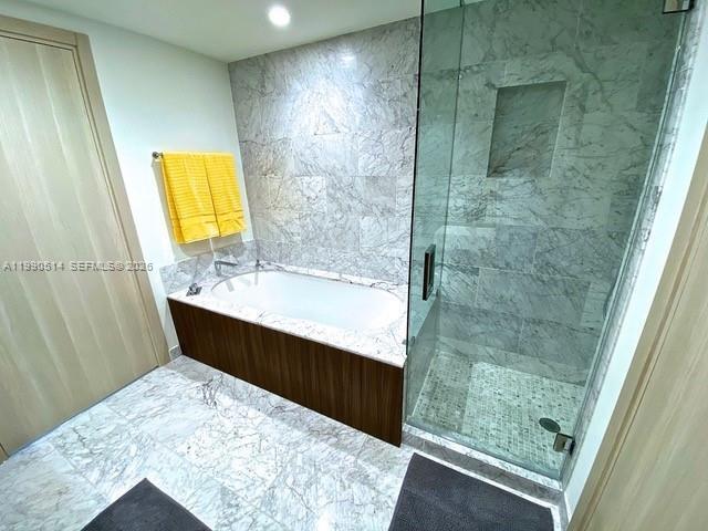 Building Photo - 1000 Brickell Plaza