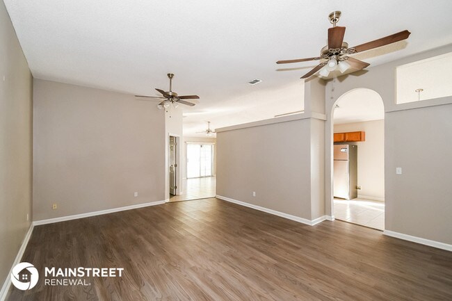 Building Photo - Welcome Home!