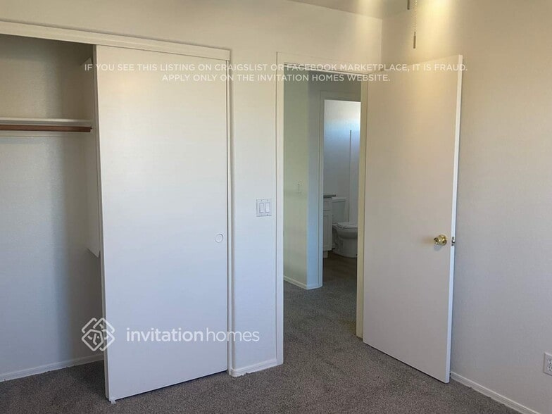 Building Photo - 8463 W Rue De Lamour