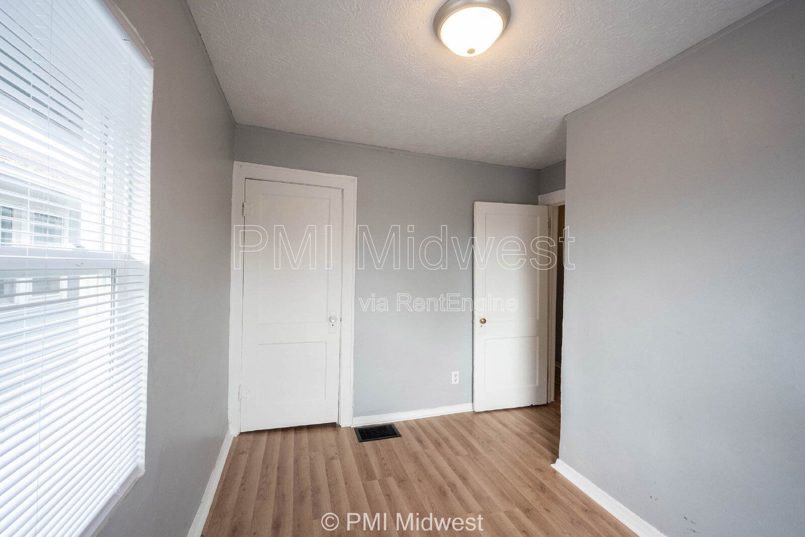 Building Photo - 3413 N Capitol Ave