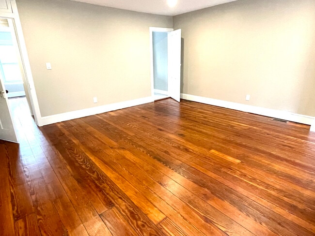 Building Photo - 4680 Umbria St