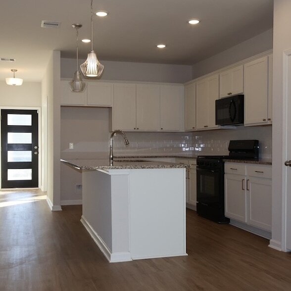 Building Photo - 3338 Brushy Marsh Dr